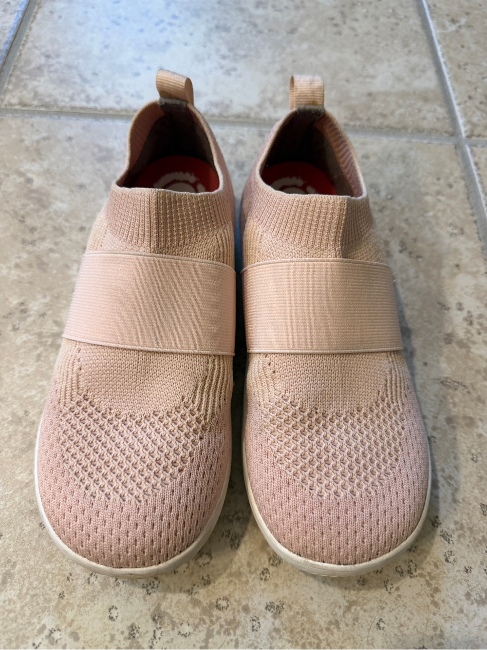 Livie & Lucas Kids Slip-On Athletic Sneakers in Blush Pink size 2 VGUC